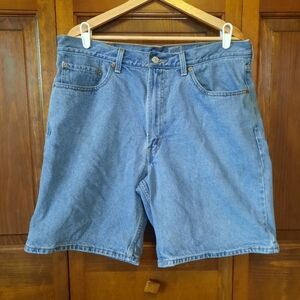 Levi's 550 Relaxed Fit Medium Wash Baggy Denim Jean Shorts Jorts Size 38 *FLAWED